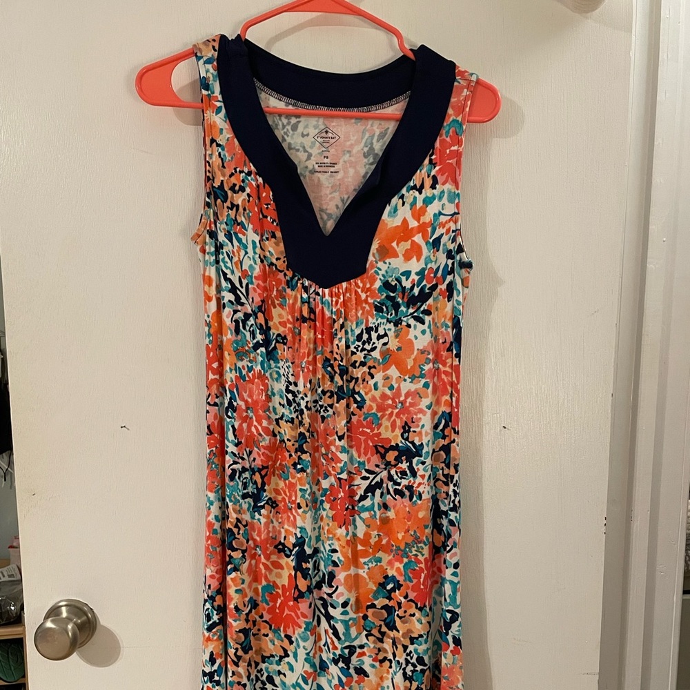 Floral sleeveless dress